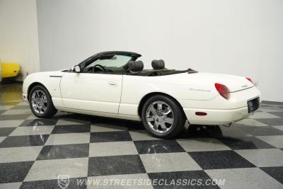 2002 Ford Thunderbird