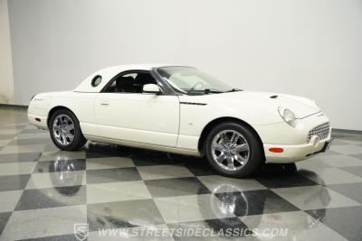 2002 Ford Thunderbird