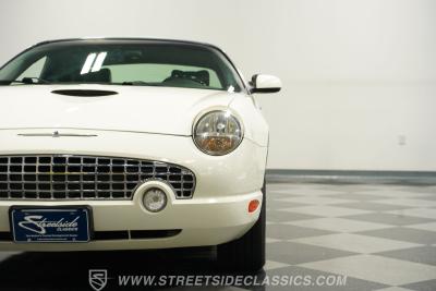 2002 Ford Thunderbird