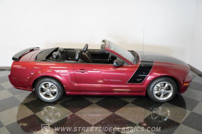 2005 Ford Mustang GT