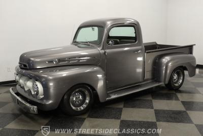 1952 Ford F-1 Restomod