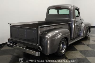 1952 Ford F-1 Restomod
