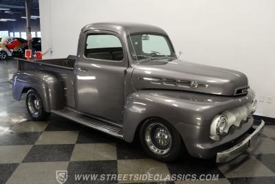 1952 Ford F-1 Restomod