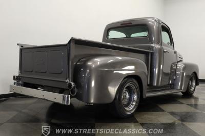 1952 Ford F-1 Restomod