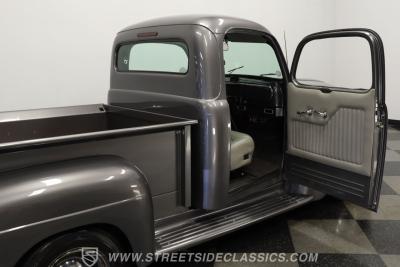 1952 Ford F-1 Restomod