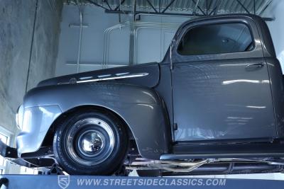 1952 Ford F-1 Restomod