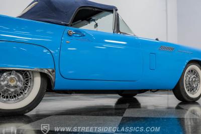 1957 Ford Thunderbird