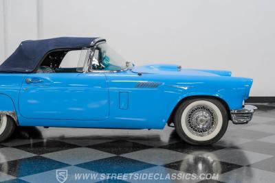 1957 Ford Thunderbird