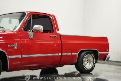 1986 Chevrolet C10 Silverado Restomod
