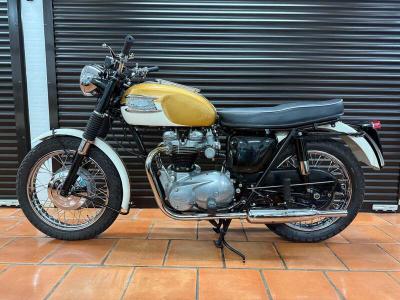 1964 Triumph T120 BONNEVILLE