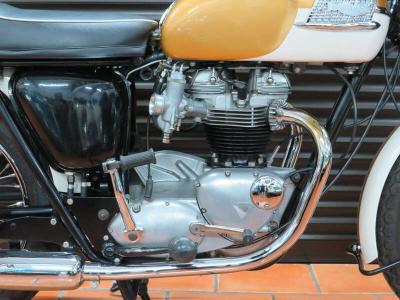 1964 Triumph T120 BONNEVILLE