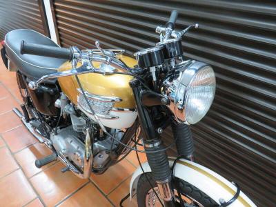 1964 Triumph T120 BONNEVILLE