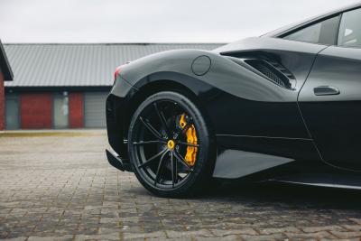 2020 Ferrari 488 PISTA