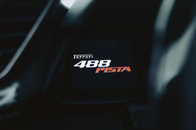 2020 Ferrari 488 PISTA
