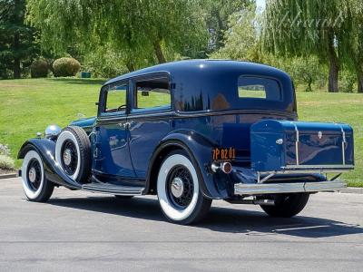 1933 Lincoln Twelve KA Sedan