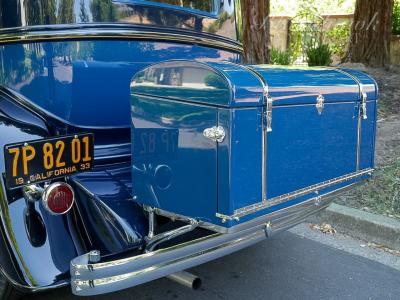 1933 Lincoln Twelve KA Sedan