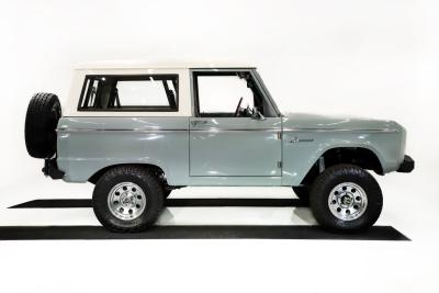 1974 Ford Bronco RESTOMOD