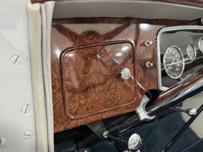 1932 Packard Deluxe 8