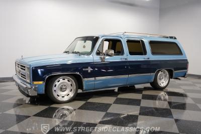 1986 Chevrolet Suburban Restomod