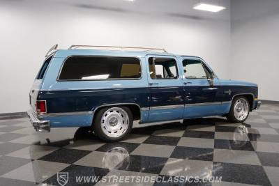 1986 Chevrolet Suburban Restomod