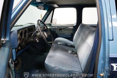 1986 Chevrolet Suburban Restomod