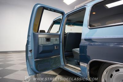 1986 Chevrolet Suburban Restomod