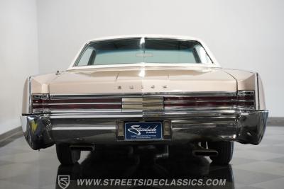 1965 Buick Electra 225