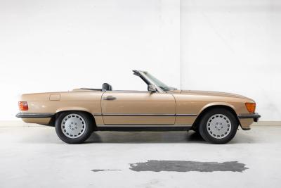 1986 Mercedes - Benz 300 SL R107