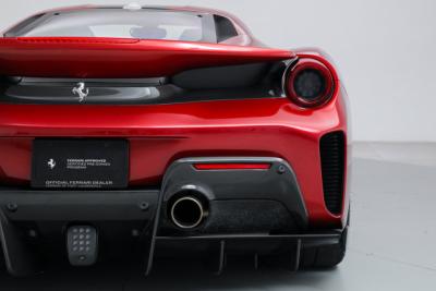 2019 Ferrari 488 PISTA