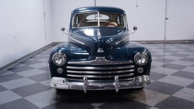 1947 Ford Deluxe Sedan
