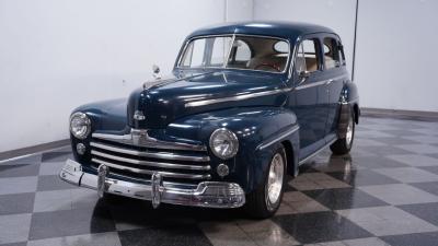 1947 Ford Deluxe Sedan