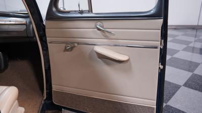 1947 Ford Deluxe Sedan