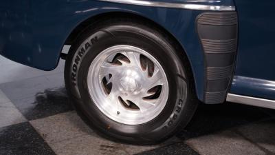 1947 Ford Deluxe Sedan