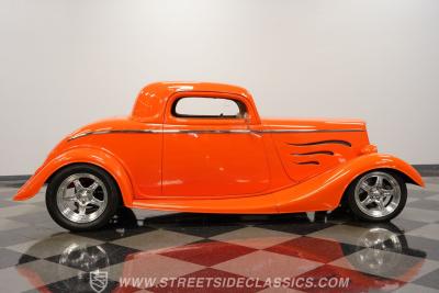 1933 Ford 3-Window Coupe Street Rod