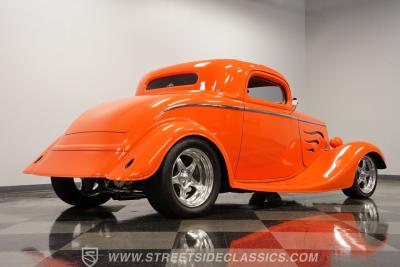 1933 Ford 3-Window Coupe Street Rod