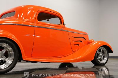 1933 Ford 3-Window Coupe Street Rod