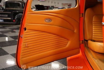 1933 Ford 3-Window Coupe Street Rod