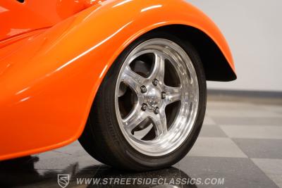 1933 Ford 3-Window Coupe Street Rod