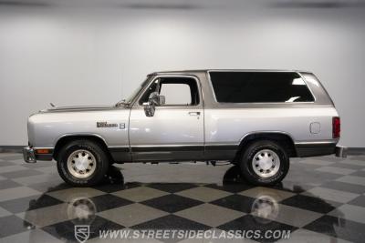 1990 Dodge Ramcharger LE 150