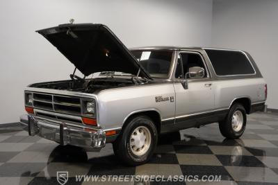 1990 Dodge Ramcharger LE 150