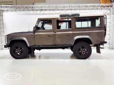 2004 Land Rover Defender
