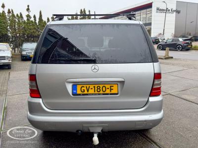 2000 Mercedes - Benz 320