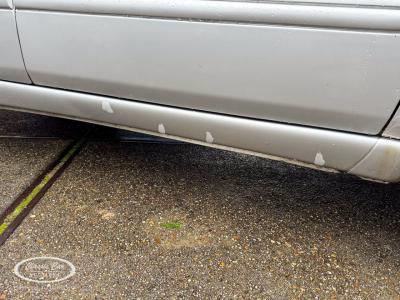 2000 Mercedes - Benz 320