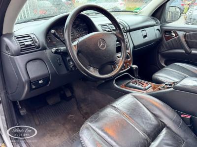 2000 Mercedes - Benz 320