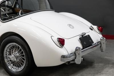 1959 MGA RESTORED COUPE A COUPE