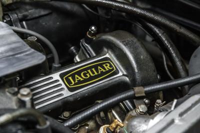 1973 Jaguar XKE V12 ROADSTER 4 SPD