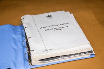 1973 Jaguar XKE V12 ROADSTER 4 SPD