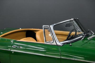 1967 MG RESTORED MG B