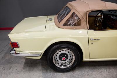 1971 Triumph FUEL INJECTED OVERDIVE TR6