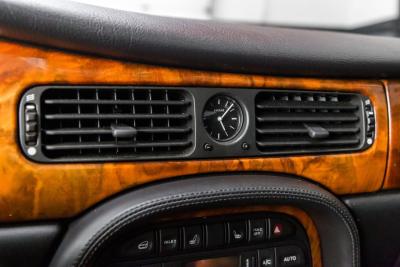 1999 Jaguar XJR SUPERCHARGED V8